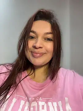 sarahreyess_11 webcam