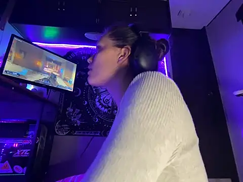 Lilactease webcam