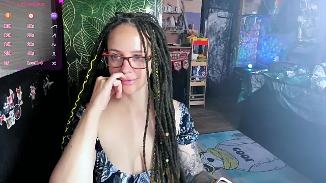 LisaFoxy_y webcam