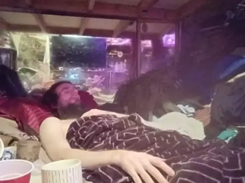 nearby_causual webcam