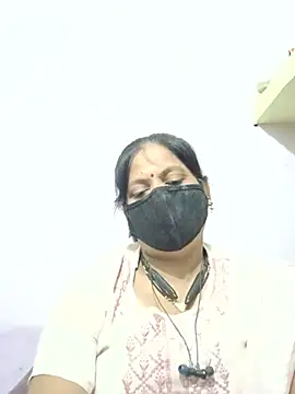 SEEMA_012 webcam