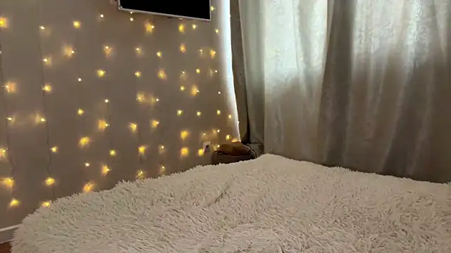Lia_be_mine webcam