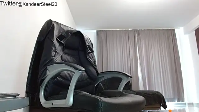 Alphadominathor webcam