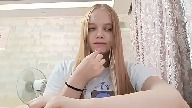 Lali_Boms webcam