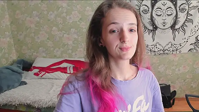 Cutie_Adelia webcam