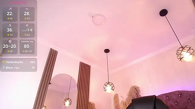 Amara_Davis1