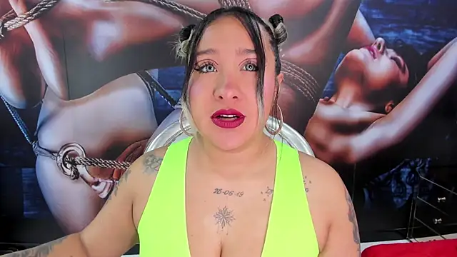 miss_danika webcam