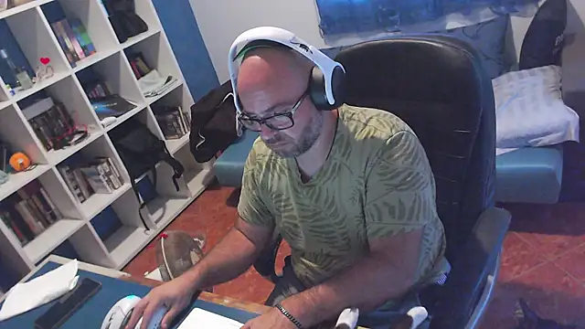 ravingr4d4 webcam