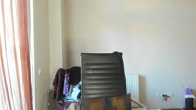LilliLowexox webcam