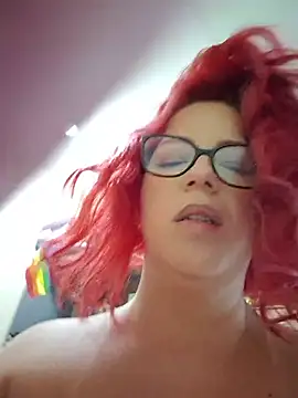 Escarlate4you_ webcam