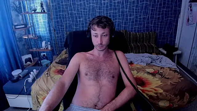 CuteBoy228 webcam