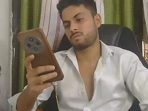 Stubborndesiboy webcam