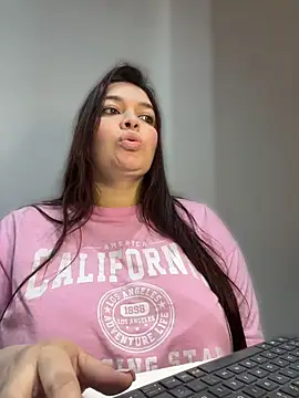 sarahreyess_11 webcam