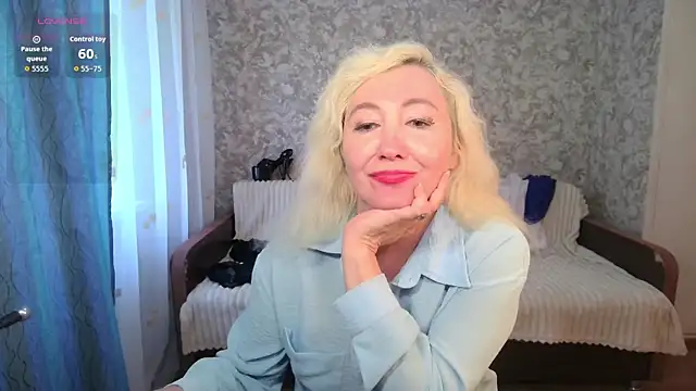 LadyKriss webcam
