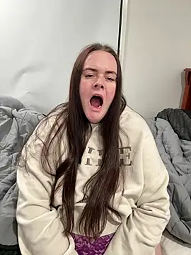 carinabro10 webcam
