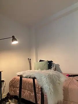 Viictoria-Jones webcam