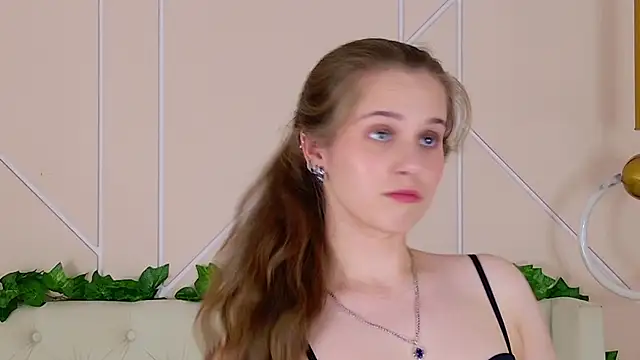riley_lovely webcam