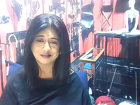 IndianPleasurez23 webcam