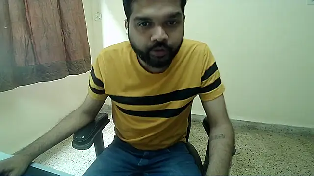 Kinky_Kumarr webcam