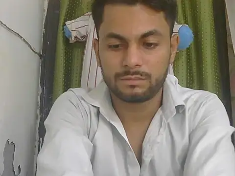 Stubborndesiboy Live Webcam on Stripchat