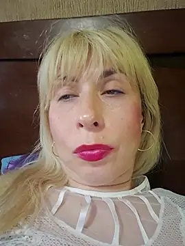 SelinaLovqx webcam