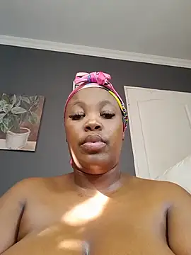 SWEETDOLLY29XX webcam