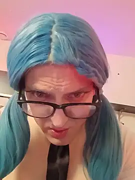 sissytrapdolly24 webcam