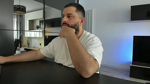 DravenPeak live sex cam