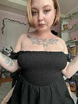 emmysuiyugh - EmmySuiyugh's free webcam - UK Sex Cams