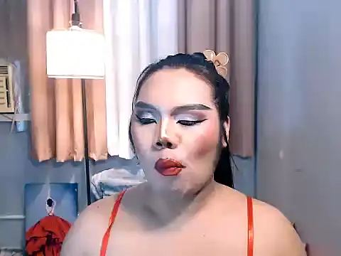TSbrianaHugeCock webcam