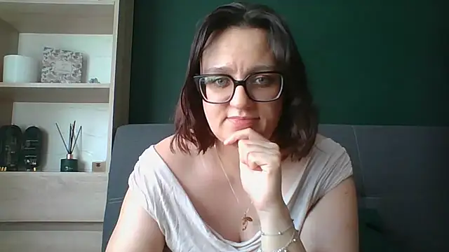 sensual_paris webcam