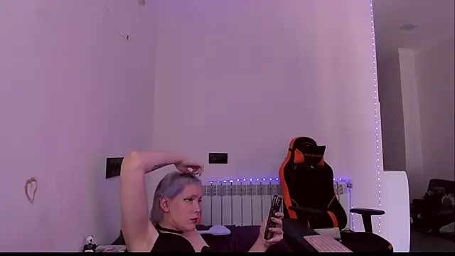 Lyricca webcam