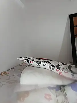Angel_Avni webcam