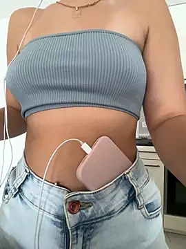 TheCinderella live cam on StripChat