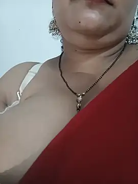 Nyra-23 live cam on StripChat