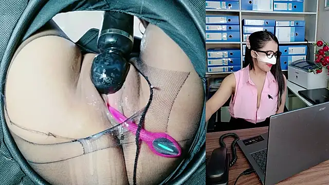 Julie-Rosee webcam
