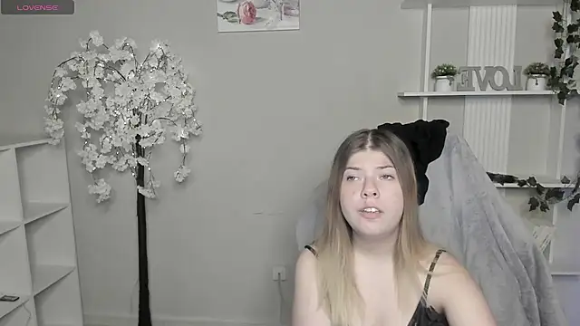 Stefania-sweet webcam