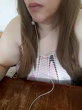 Madam_bezzzoul webcam