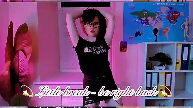 CarolGiggly webcam