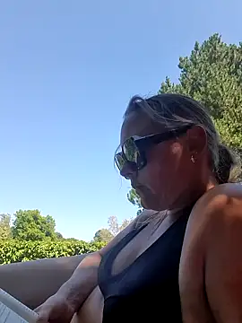 Hot_Milf_Denise webcam