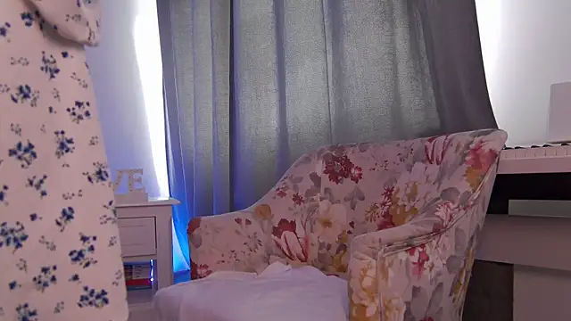 SophieeRain webcam