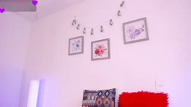 mely_rosse_ webcam