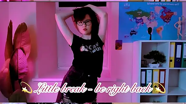 CarolGiggly webcam