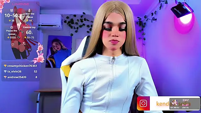 Sophiaa_doll_ webcam