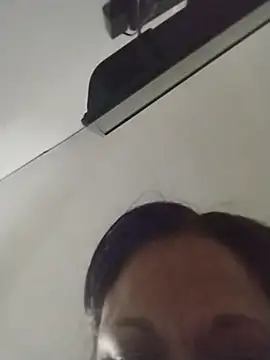 THEBEDroomdoOR webcam