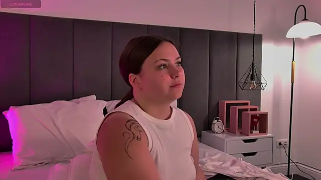 MireyaLin webcam