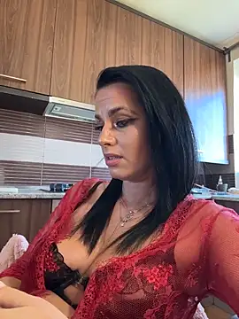 Hotmomcheckk_ webcam