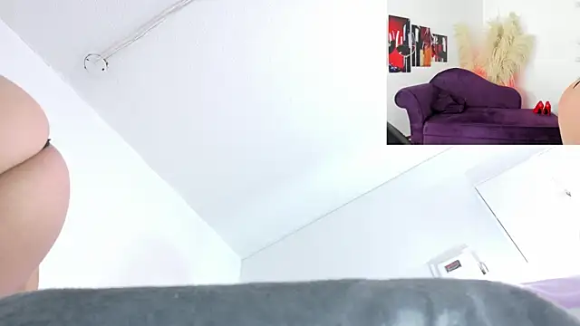 emma_sexxy live cam on StripChat