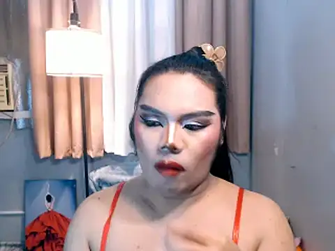 TSbrianaHugeCock live cam on StripChat