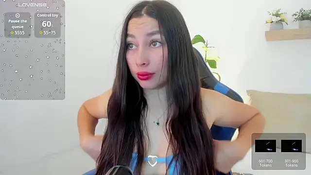 bella_99_ live cam on StripChat